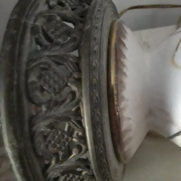 Vintage Chinese Porcelain Vase Lamp - Picture 5 of 7